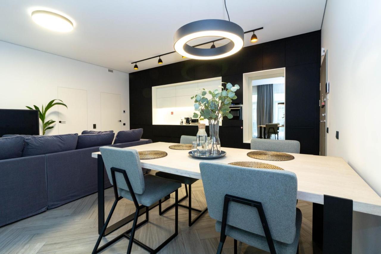 Cohost I Oldtown 60M2 Apt W-Garage Parking, Balcony & Self Check-In Βίλνιους Εξωτερικό φωτογραφία