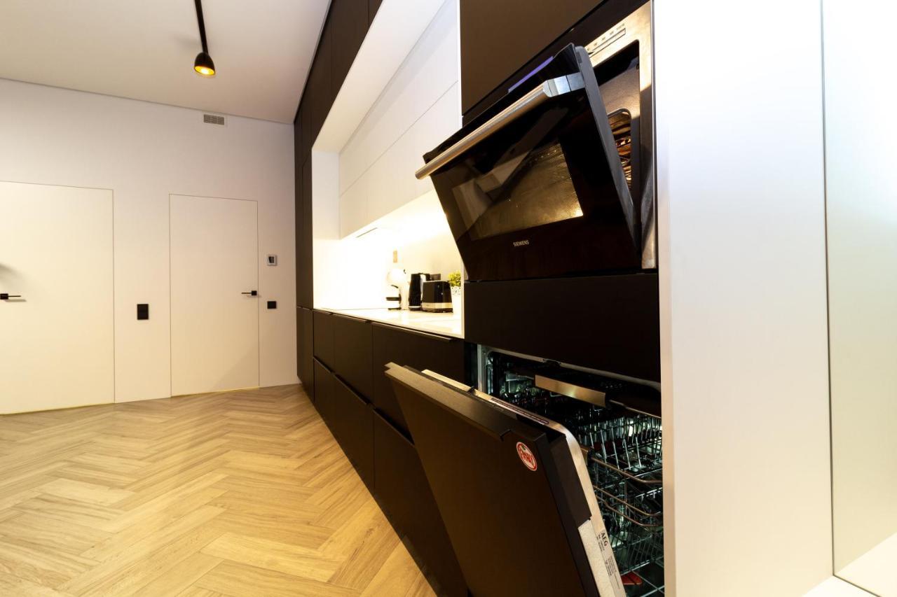 Cohost I Oldtown 60M2 Apt W-Garage Parking, Balcony & Self Check-In Βίλνιους Εξωτερικό φωτογραφία