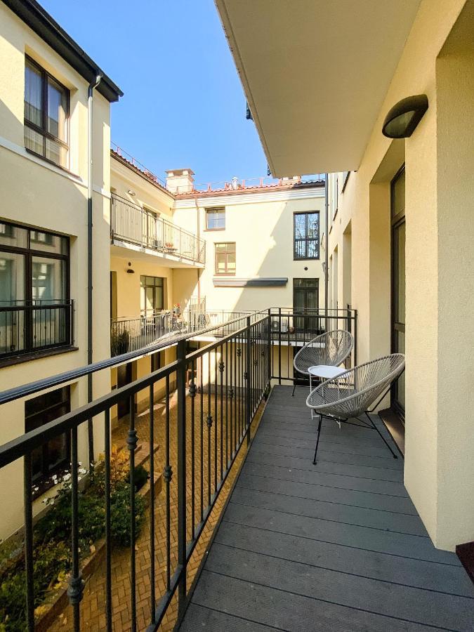 Cohost I Oldtown 60M2 Apt W-Garage Parking, Balcony & Self Check-In Βίλνιους Εξωτερικό φωτογραφία