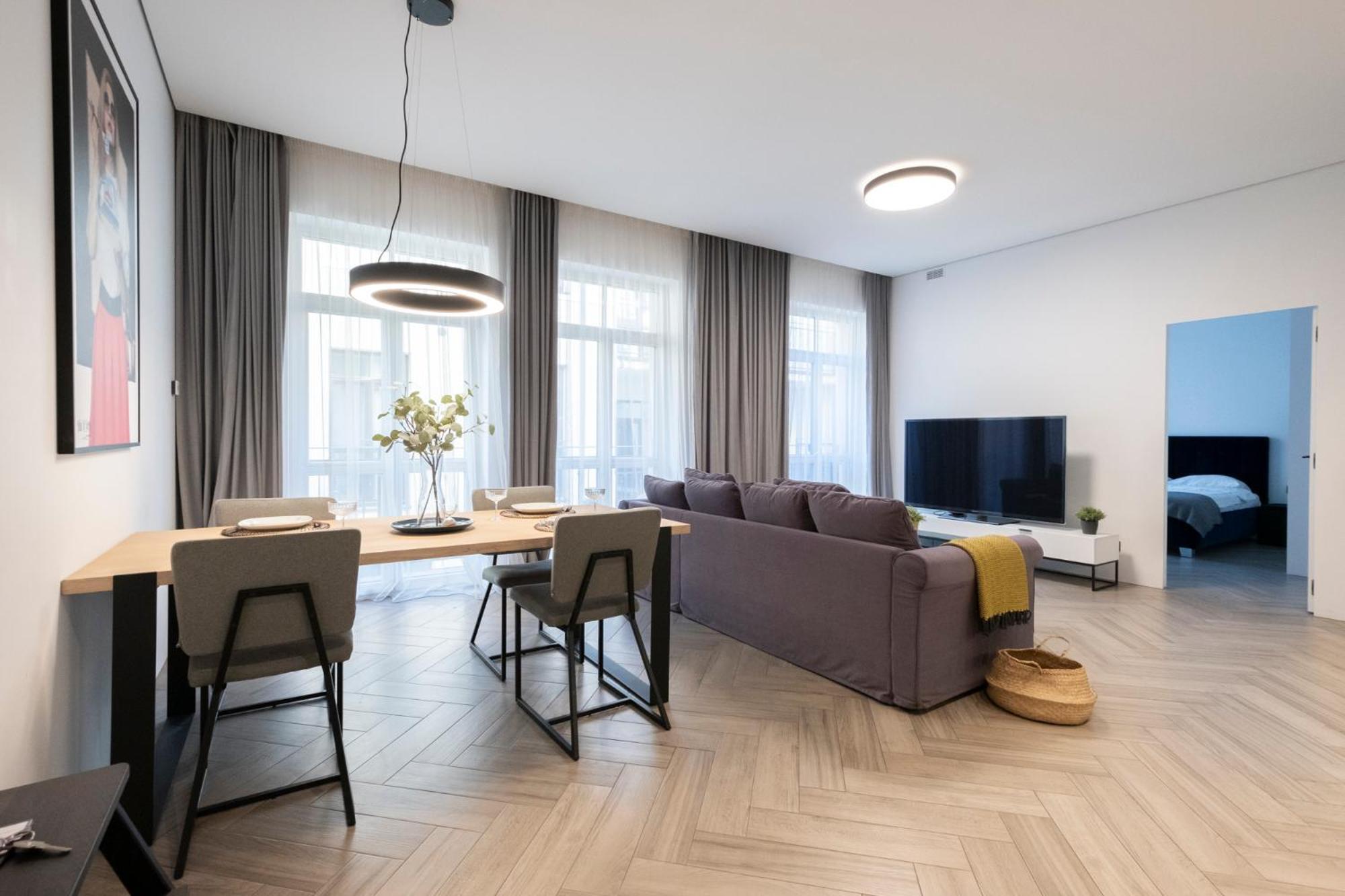 Cohost I Oldtown 60M2 Apt W-Garage Parking, Balcony & Self Check-In Βίλνιους Εξωτερικό φωτογραφία